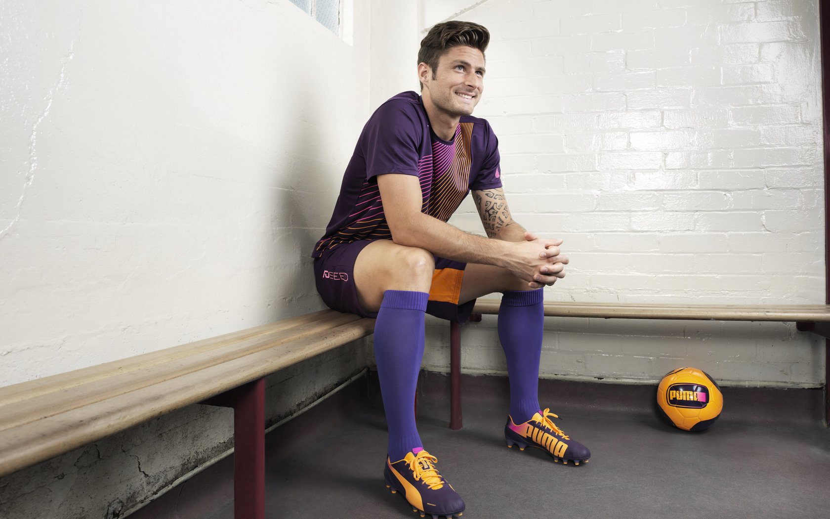 俱乐部财务透明度报告提升投资者与球迷信任度,俱乐部收益情况